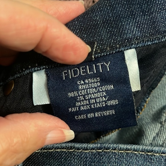 Fidelity Axl Relaxed Skinny Jean Exile some‎ flaws women’s sz 29 whiskering READ - Picture 13 of 16